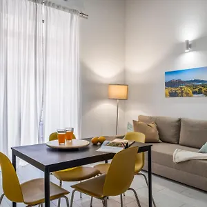  Apartahotel Open Sicily Homes - Near The Train Station